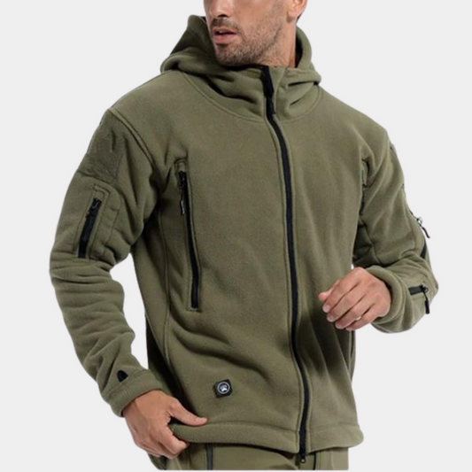 Warme fleecejacke mit kapuze